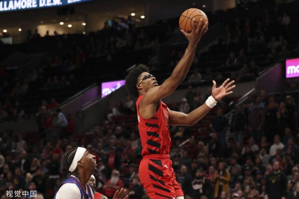 中俄武者在竞技中增进友谊.